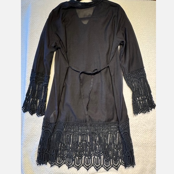 💙 Sheer Black Tunic 16 Romantic Boho Layering Top with Intricate Lace Trim - Picture 2 of 15